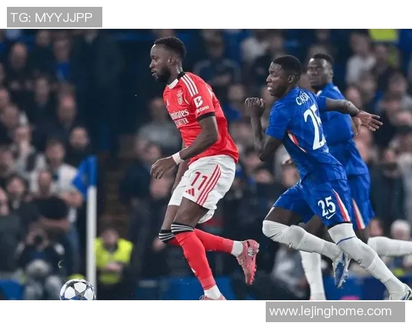 足总杯精彩对决本菲卡凭乌龙球小胜里昂转会传闻再起